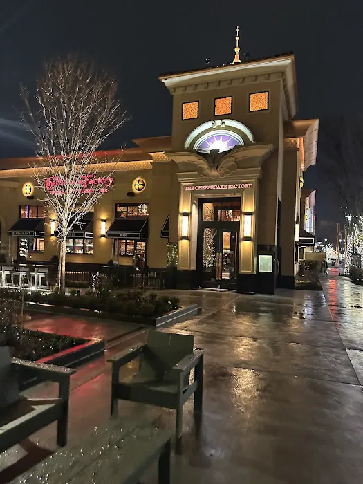 The Cheesecake Factory Picture 2