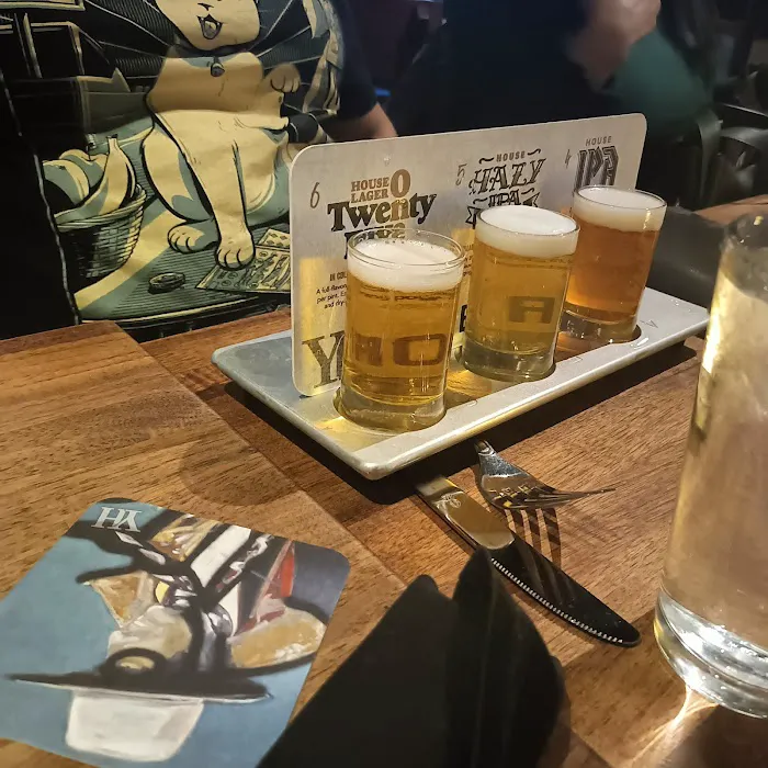 Yard House Picture 9