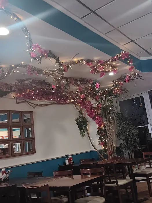 La Pupusa Loca Picture 2