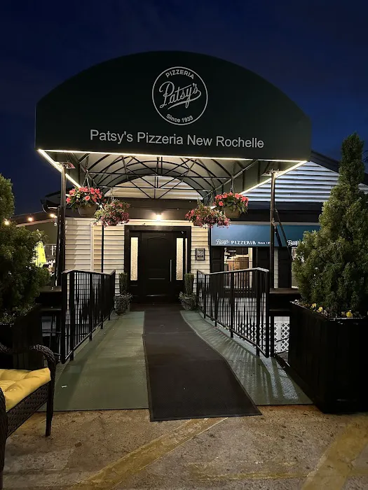 Patsy’s Pizzeria of New Rochelle Picture 4