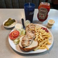 Central Plaza Diner ico