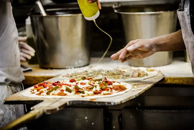 Frank Pepe Pizzeria Napoletana Picture 7