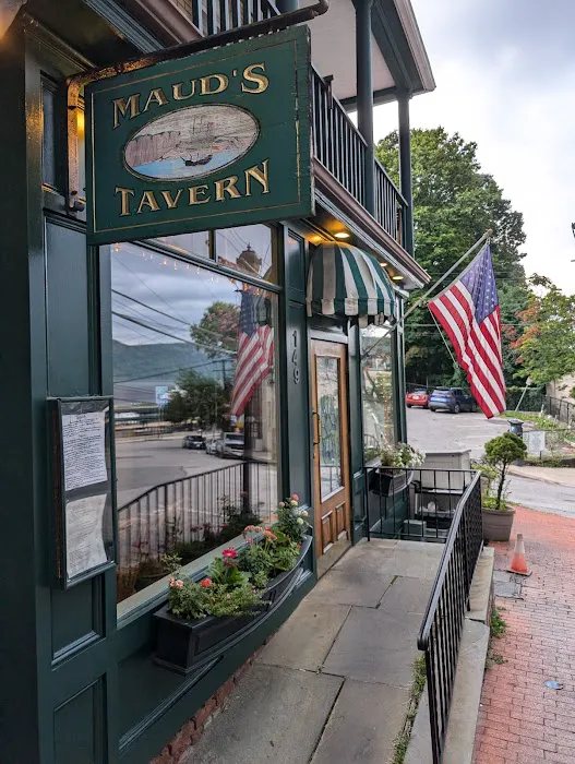 Maud's Tavern Picture 1