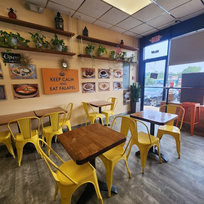 Falafel Place Picture 7