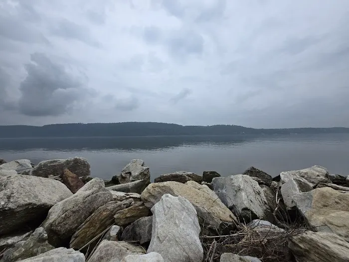Harvest on Hudson Picture 5