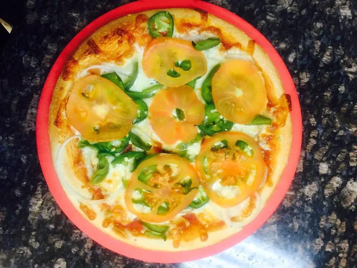 Singas Famous Pizza Picture 8
