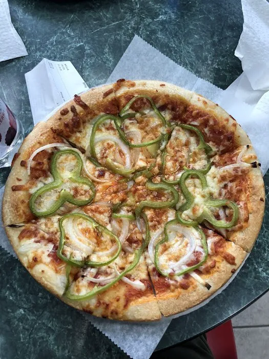 Singas Famous Pizza Picture 10