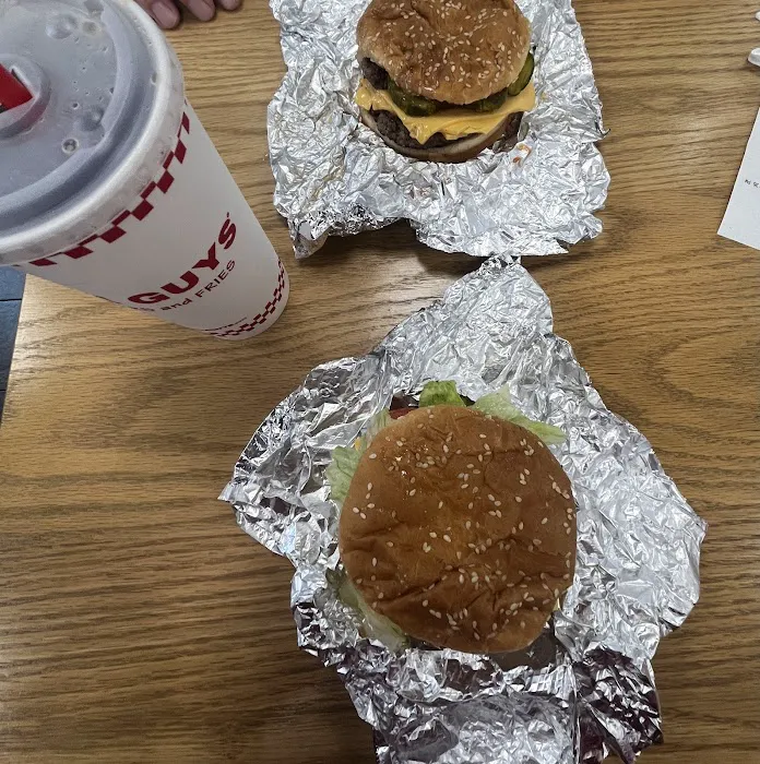Five Guys Picture 2