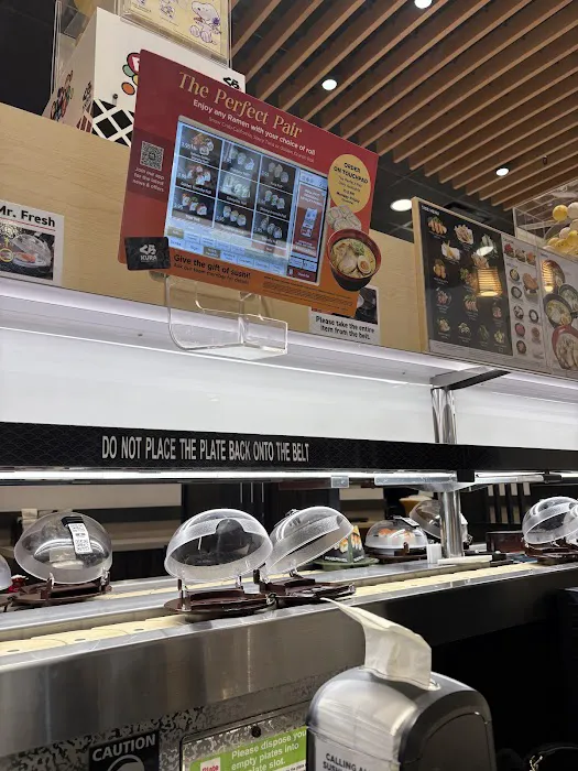 Kura Revolving Sushi Bar Picture 5