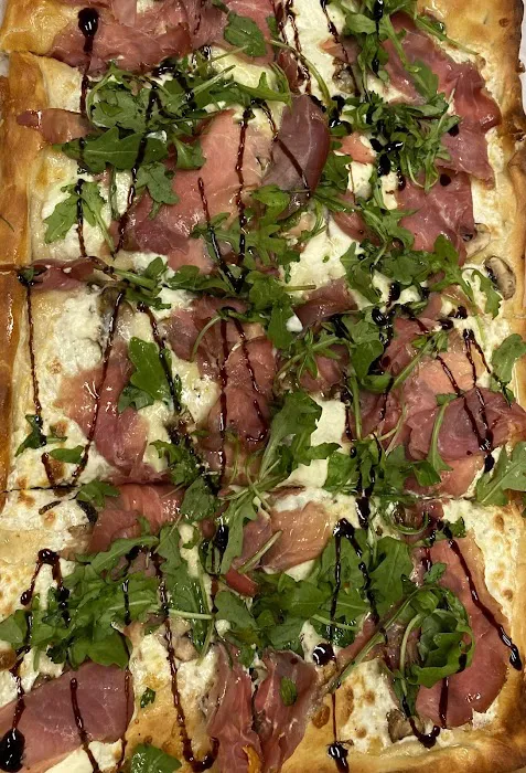 Dobbs Ferry Pizza Picture 8