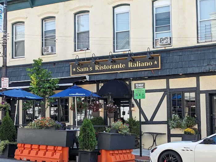 Sam's Italian Ristorante Picture 1