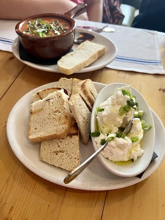 Copper Kettle Cafe Picture 9