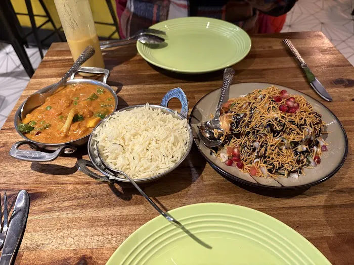 MASKA Indian Vegetarian Picture 3