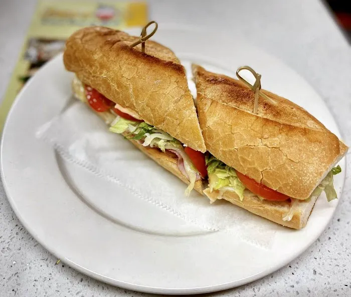 Jarros Juice Bar & Grill Picture 10