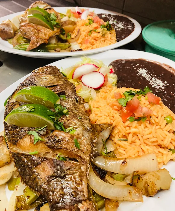 Tacos la Morena Restaurant Picture 7