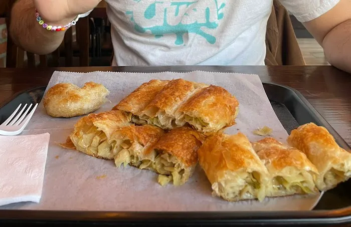 Dea Burek Picture 4