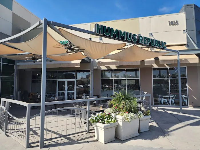 Hummus Republic Fresno Picture 2