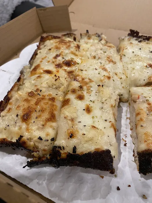 99 Craft Pizza Picture 4