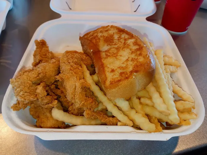 Raising Cane’s Chicken Fingers Picture 4