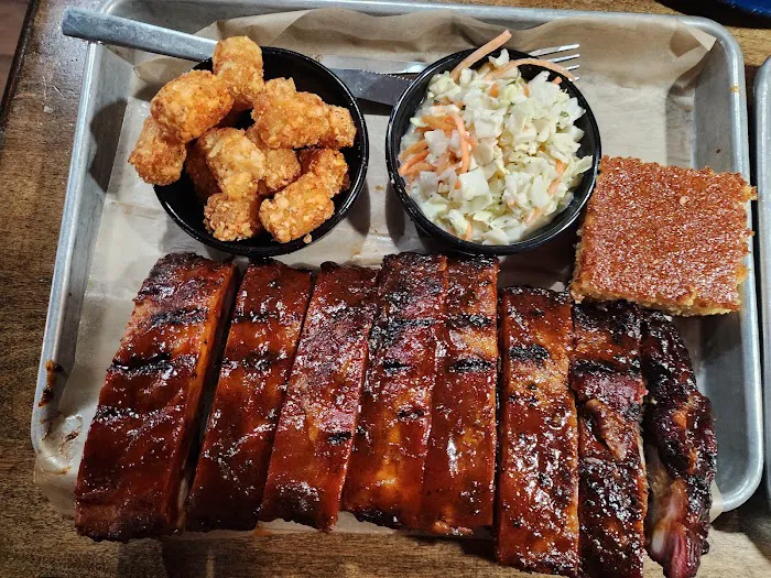 Famous Dave's Bar-B-Que Picture 1