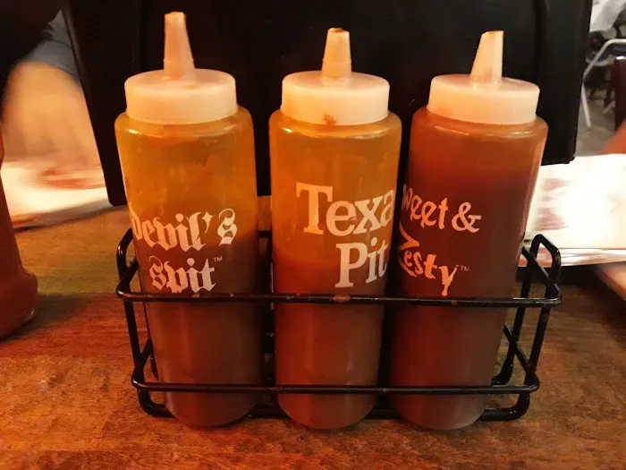 Famous Dave's Bar-B-Que Picture 3