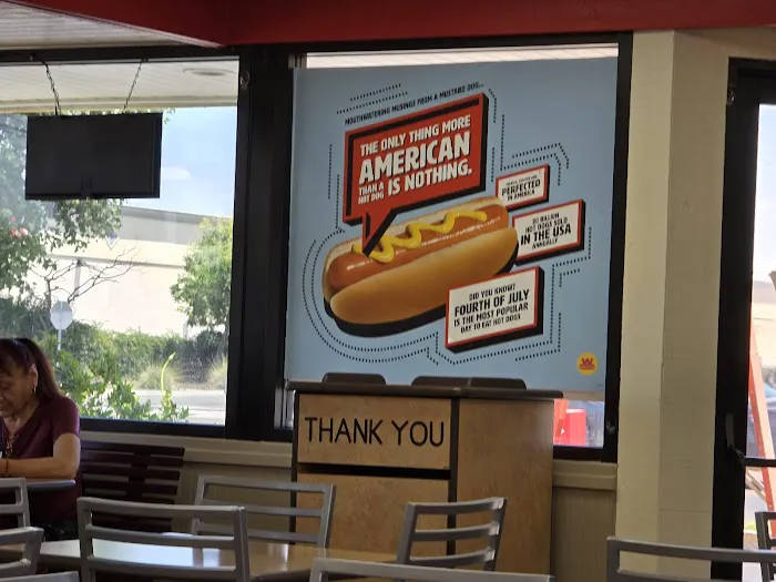 Wienerschnitzel Picture 6