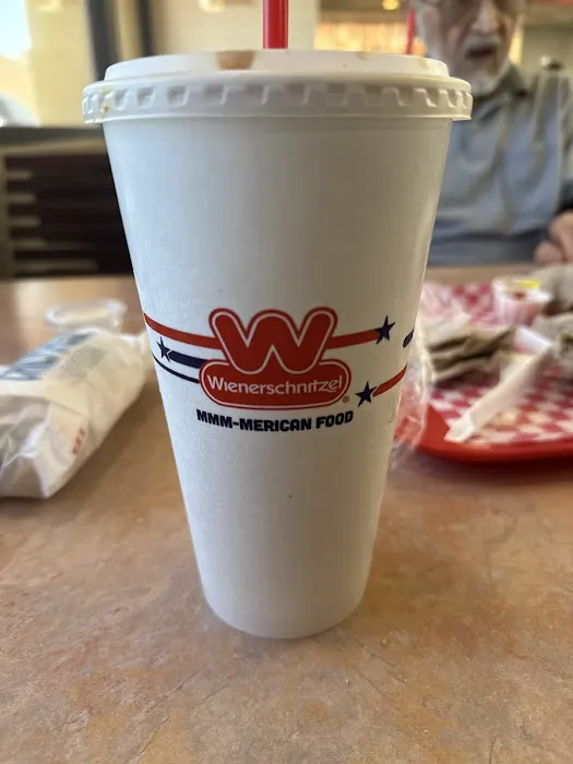 Wienerschnitzel Picture 4