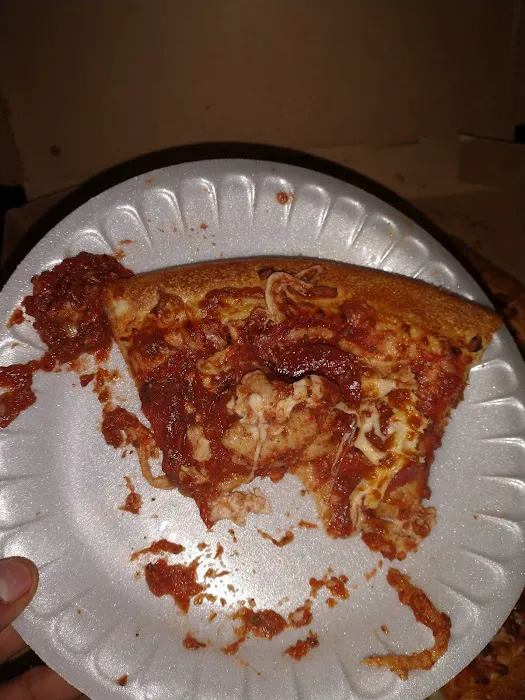 Little Caesars Pizza Picture 5