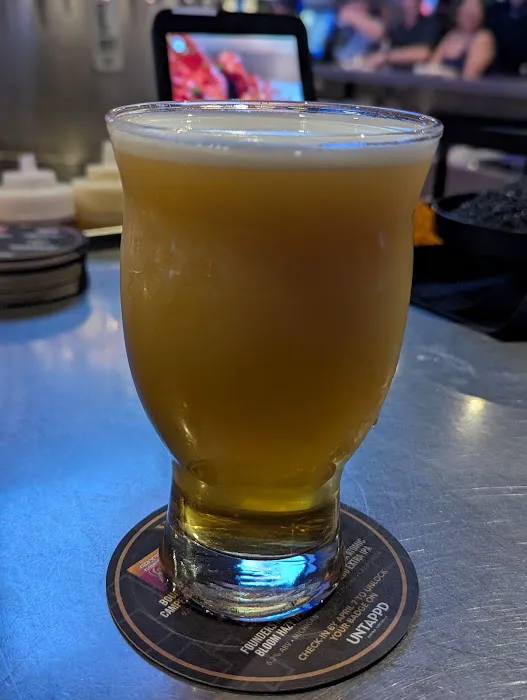 Yard House Picture 8