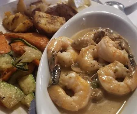 George's Bar & Grill