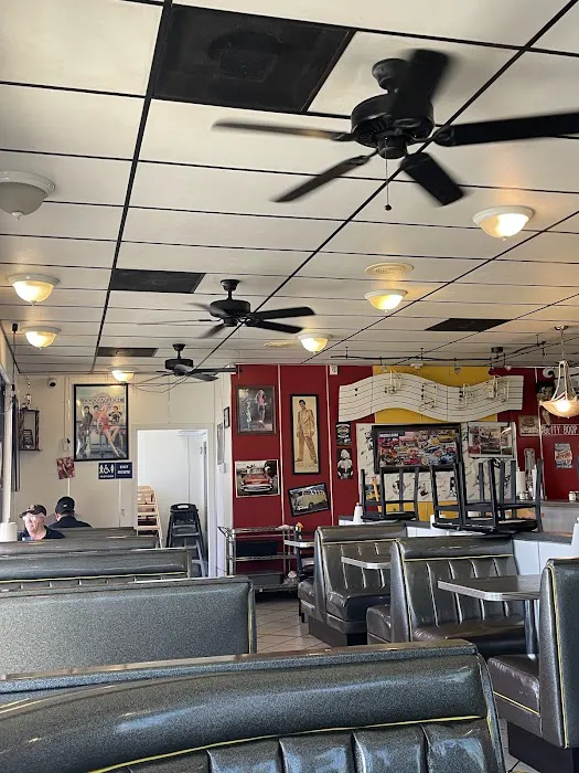 Chubby's Diner Picture 9