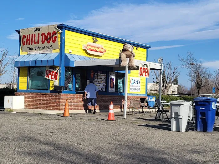 Brown Bear's Hot Dogs Picture 5