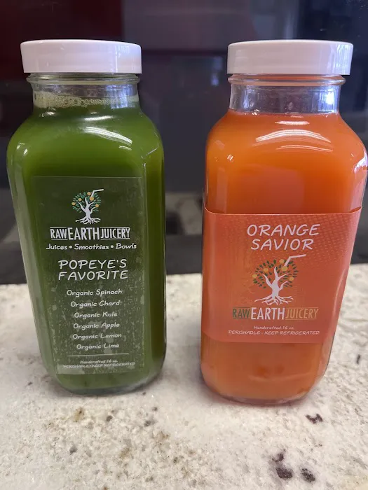 Raw Earth Juicery Picture 1