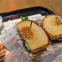 Habit Burger & Grill ico