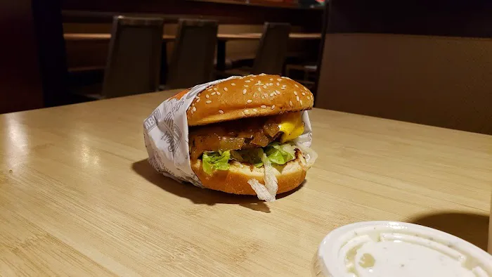 Habit Burger & Grill Picture 3
