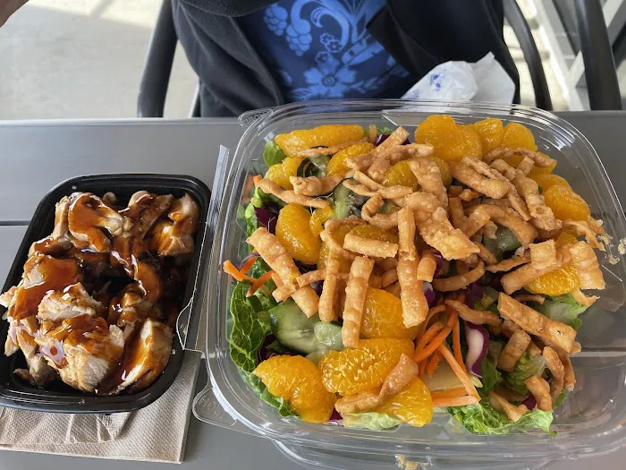Kenji's Teriyaki Grill Picture 3