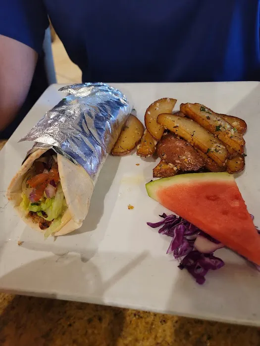 Phoenician Garden Mediterranean Bar and Grill Picture 3