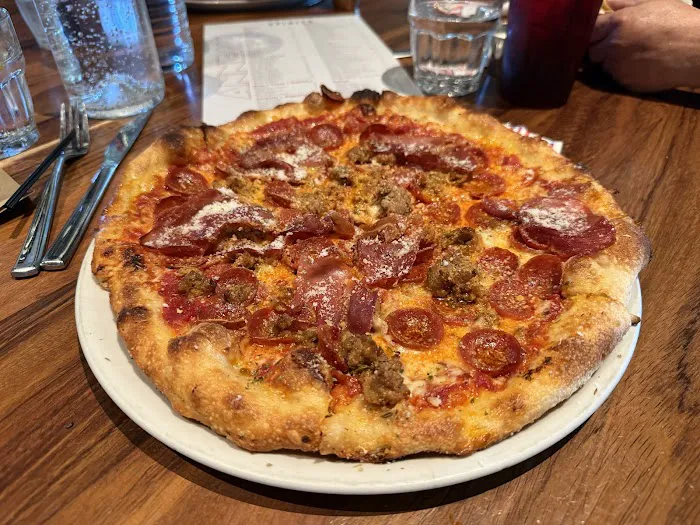Annesso Pizzeria Picture 7