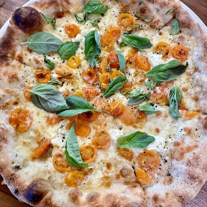 Annesso Pizzeria Picture 8