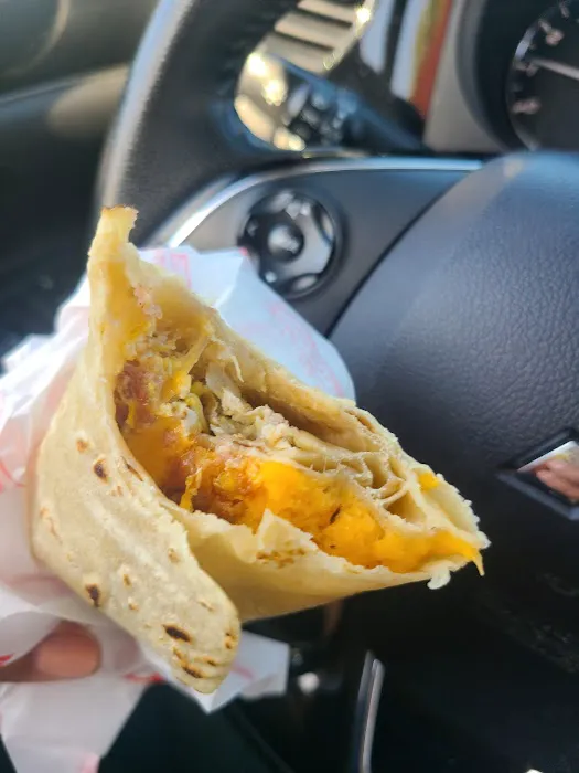 Robertito's Taco Shop Picture 7
