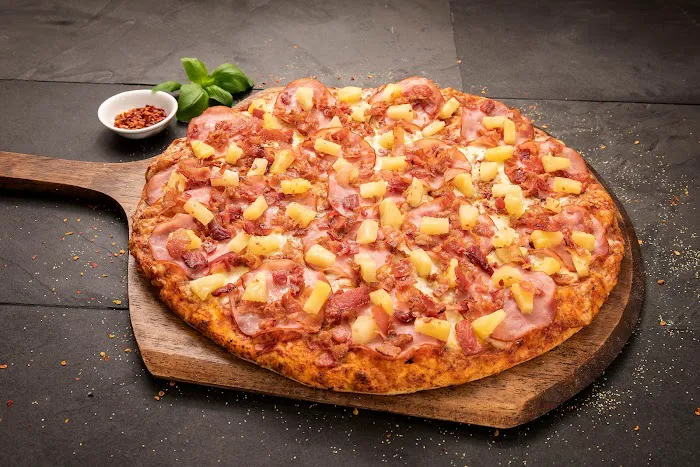Me-n-Ed's Pizzeria Picture 5