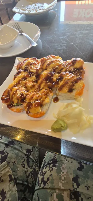 S 21 Sushi & Sake Bar Picture 9