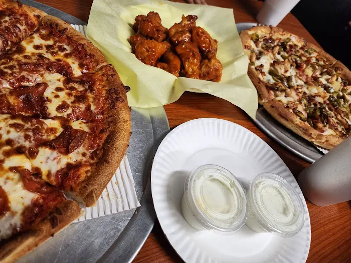 Boston House of Pizza Picture 5