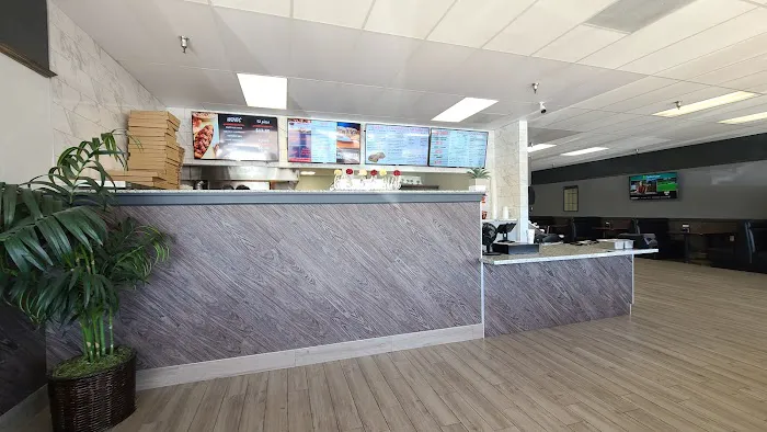 Boston House of Pizza Picture 4