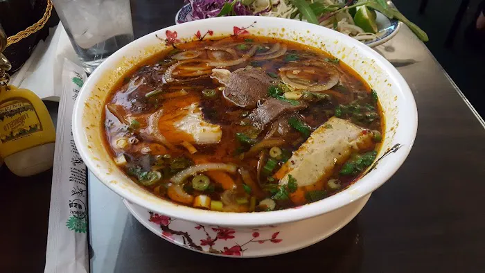Phở Paradise Restaurant 2 Picture 2