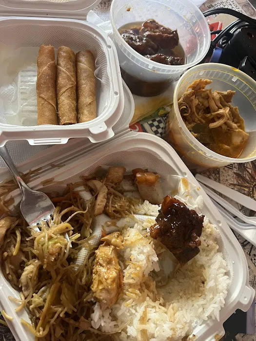 Jowli's Filipino Cuisine Picture 9