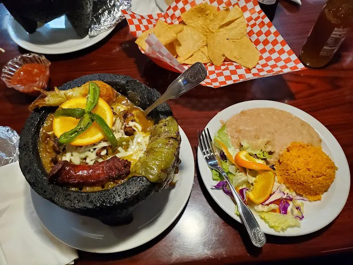 Tacos y Mariscos Las Espuelas Picture 6