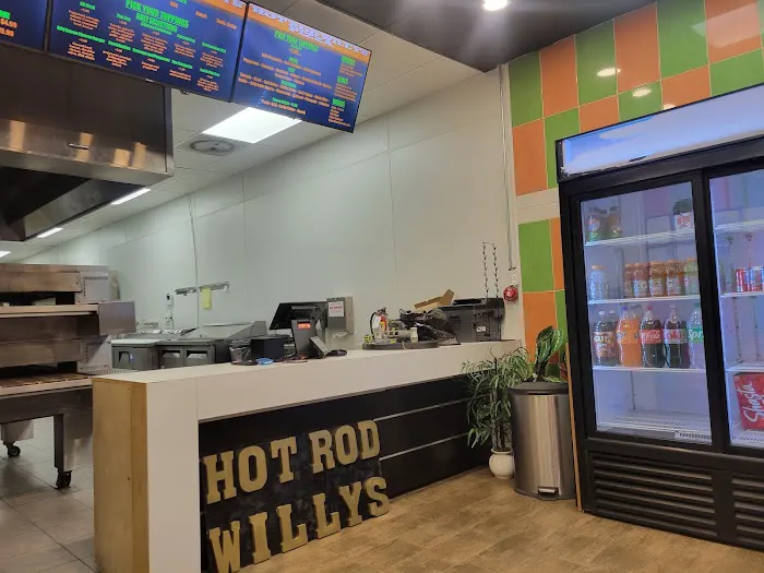 Hot Rod Willy’s Pizza Picture 2
