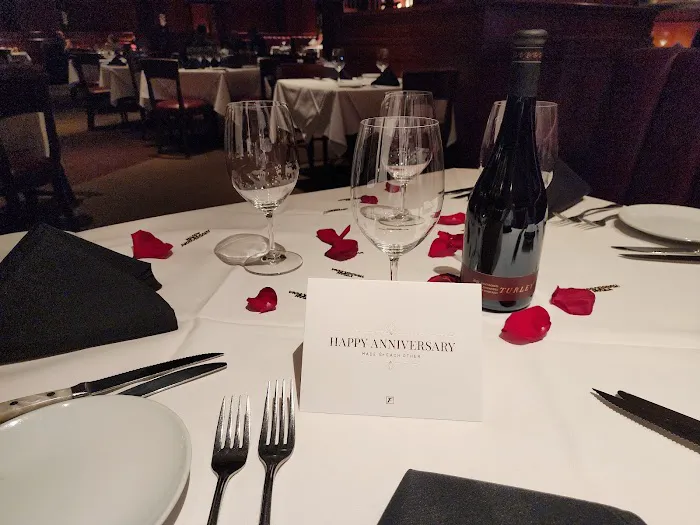 Fleming’s Prime Steakhouse & Wine Bar Picture 8