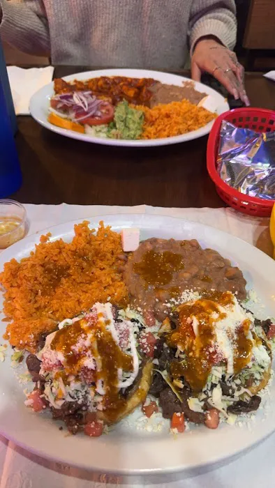 Tacos y Mariscos Tijuana Picture 6
